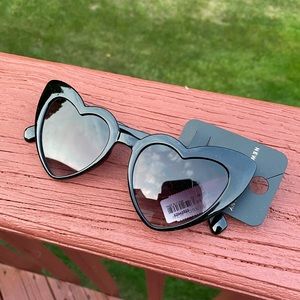 Black Heart Sunglasses
